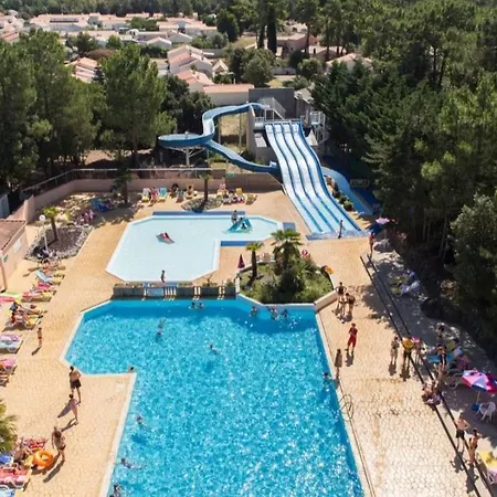 Camping Le Bois Dormant Parque de Campismo